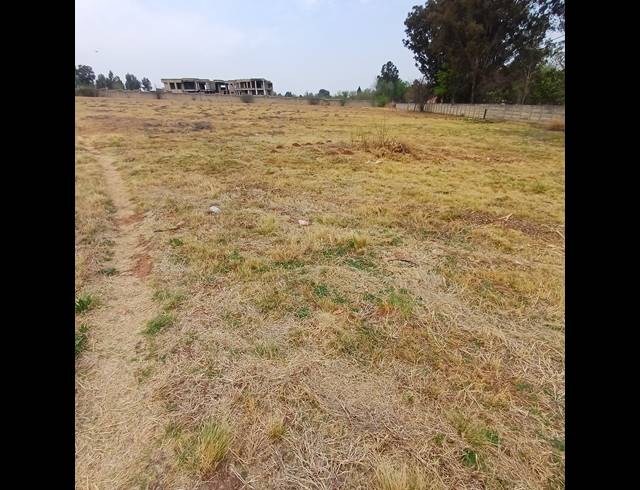 1,995M² VACANT LAND FOR SALE IN HENLEY ON KLIP